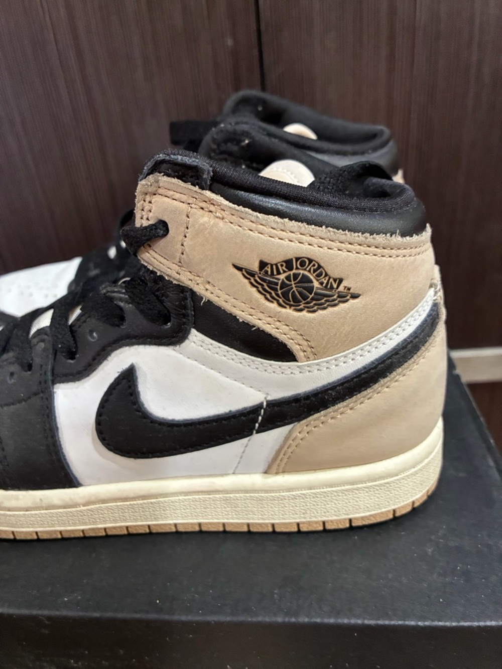 Nike Air Jordan 1 High Black White Taupe - Picture 7 of 12